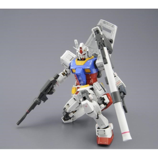 MG 1/100 RX-78-2 GUNDAM VER.3.0 BL MG 1/100 RX-78-2 GUNDAM VER.3.0 BL
