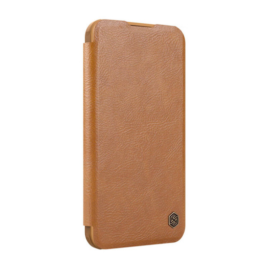 Nillkin Qin Prop Leather Case iPhone 16 (brown) Nillkin Qin Prop Leather Case iPhone 16 (brown)